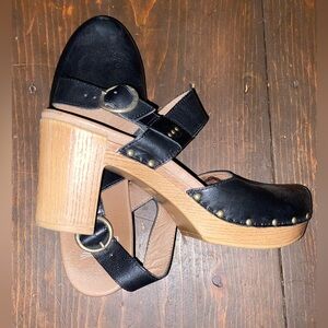 Dansko heeled clogs